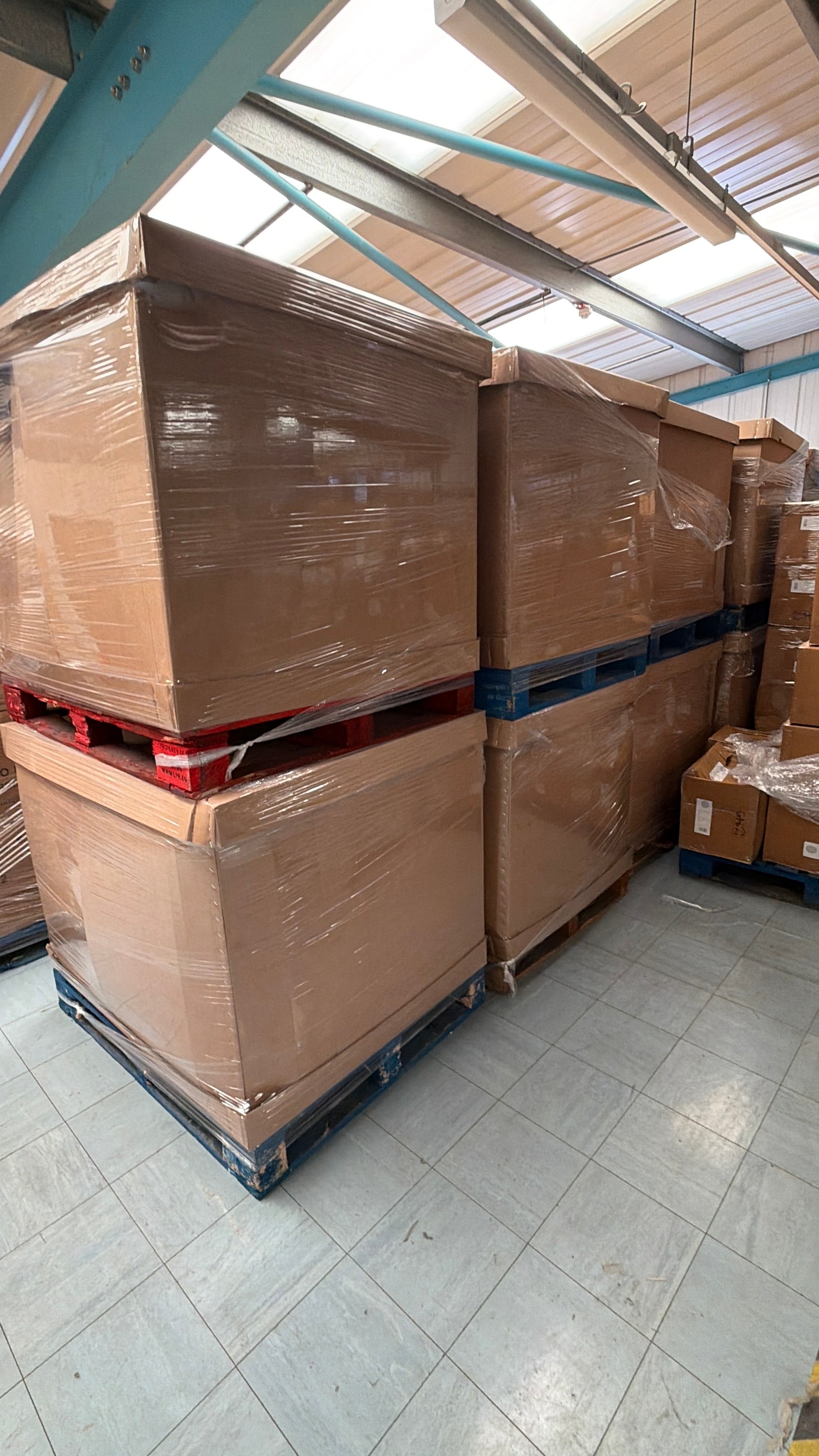 F&F clothing pallets